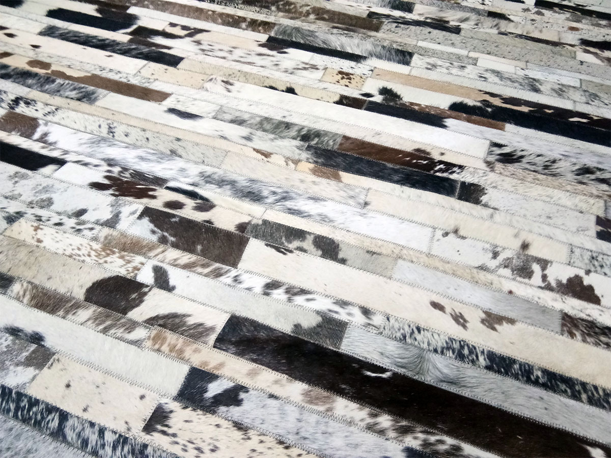 Cowhide Leather Rug - 131A19BKGRWHIN