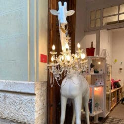 Giraffe In Love M Indoor Giraffe In Love M Indoor